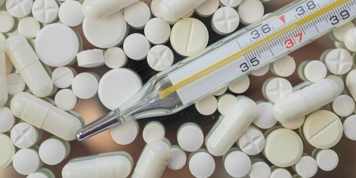 I Rischi Mortali del Samogon: Un Avvertimento per la Salute Pubblica