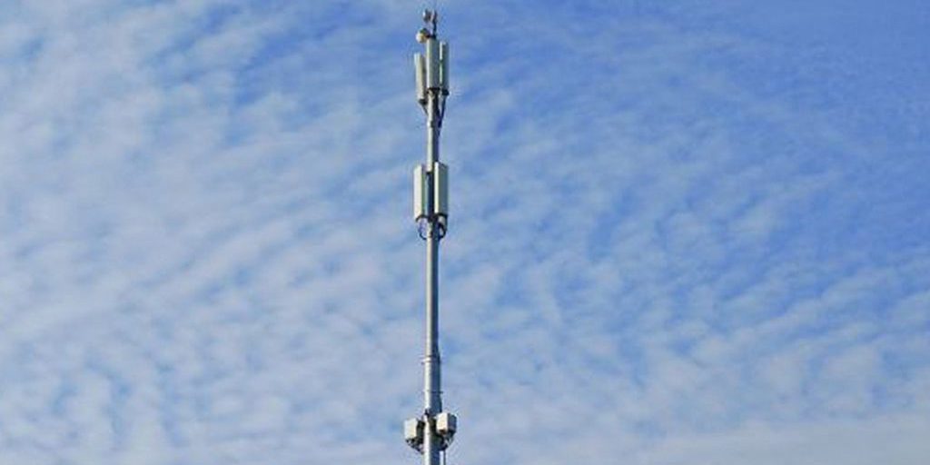 Arrestato il sospettato di tentato incendio delle torri cellulari: grave minaccia per la sicurezza pubblica