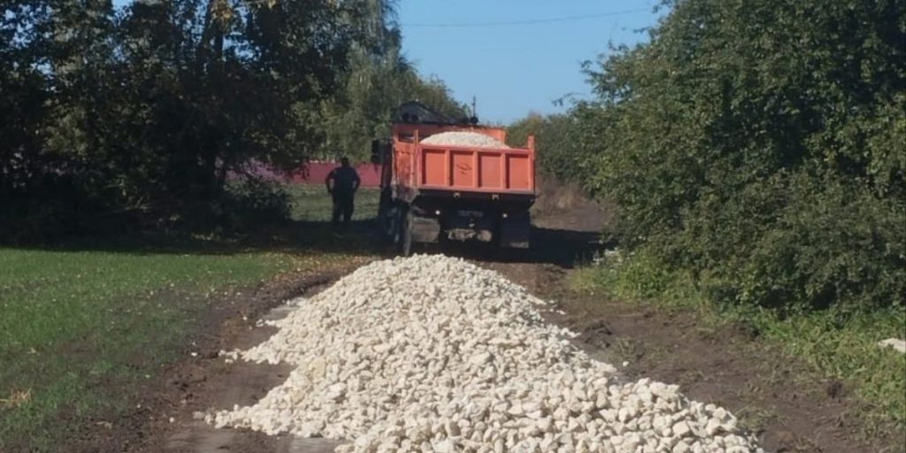 Progetto di manutenzione stradale a sostegno dei combattenti nella regione di Orlov in Russia