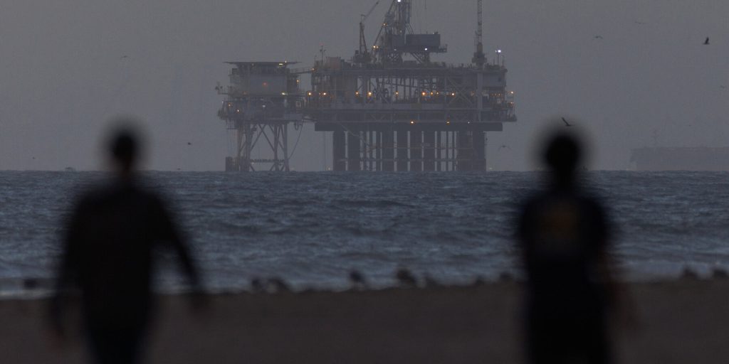 Trump propone di aprire la costa della California alle trivellazioni petrolifere: cosa significa per l'ambiente e la salute pubblica?