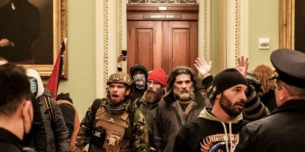 Casa Bianca pubblica una falsa narrazione sul 6 gennaio per il suo quinto anniversario