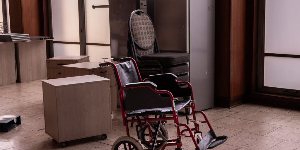 Causa legale contro Trump: la battaglia per il controllo degli aiuti esteri degli Stati Uniti