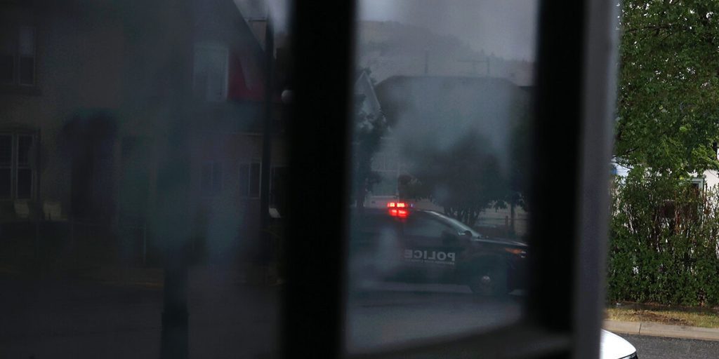 Corte Suprema autorizza l’ingresso delle forze dell’ordine senza mandato in situazioni di emergenza