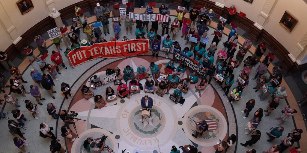 Texas richiede alla Corte Suprema di approvare una nuova mappa elettorale a favore dei repubblicani