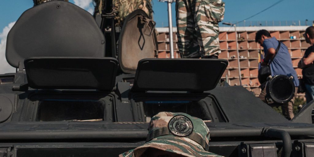 Gli Stati Uniti simulano la caduta di Maduro: previsioni di caos in Venezuela