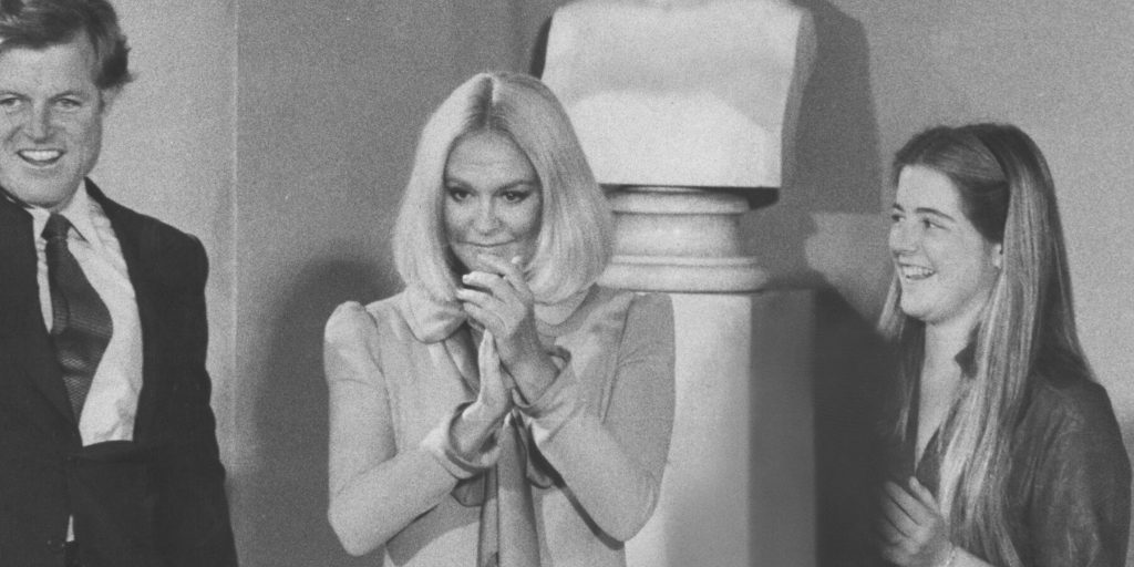 Joan Kennedy, Who Married Into a Political Dynasty, Dies at 89