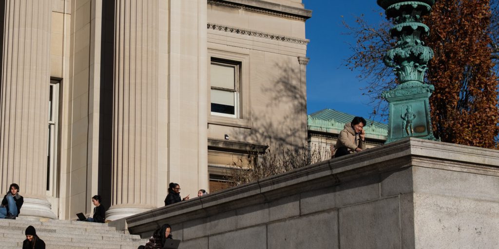 Le proteste studentesche a Columbia University rimangono contenute anche a New York anti‑Trump