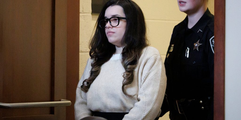 Juliana Peres Magalhães conclude la sua testimonianza nel processo contro Brendan Banfield in Virginia