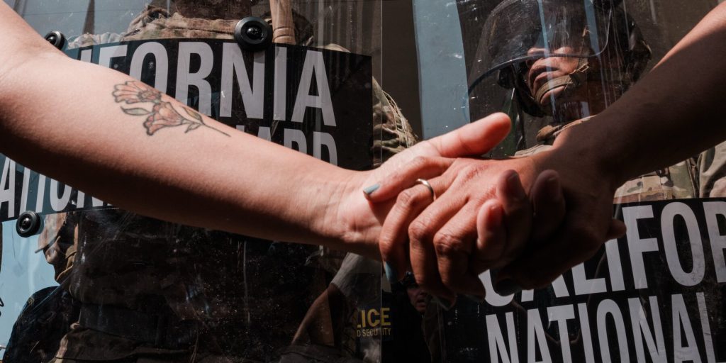 Tribunale ordina a Trump di restituire il comando della Guardia nazionale della California al governatore Newsom