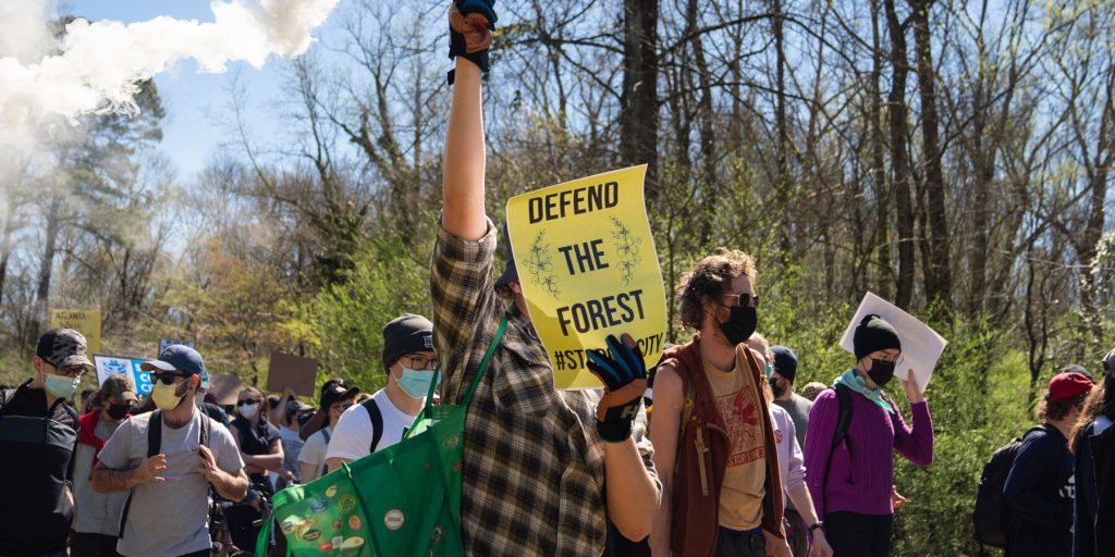 Giudice della Georgia respinge accuse di racket contro gli attivisti di Cop City