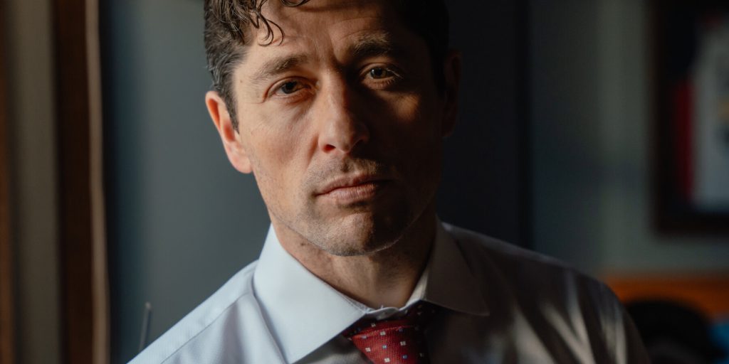 Jacob Frey di Minneapolis: la sua critica a ICE e le ripercussioni politiche