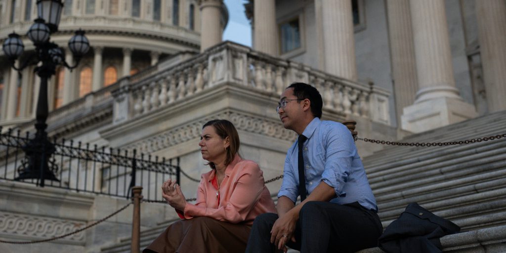 I Democratici adottano un nuovo approccio per riformare il sistema politico dopo Trump