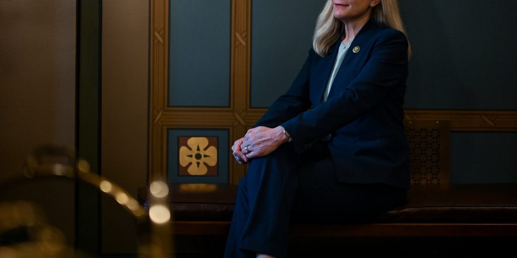 Abigail Spanberger Prima Donna Governatore della Virginia: Un Cambiamento Storico nella Politica Americana