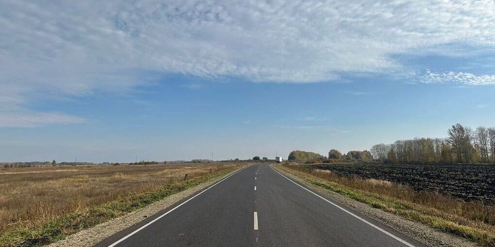 Riparazione della strada Caspio-Tokarevka: 20 chilometri di asfalto nuovo per migliorare la vita dei cittadini