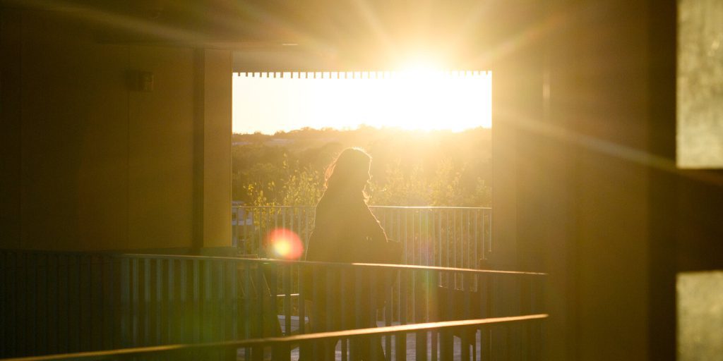 La città di Austin dice no all'aumento delle tasse per affrontare il problema dei senza tetto: cosa significa per la comunità?