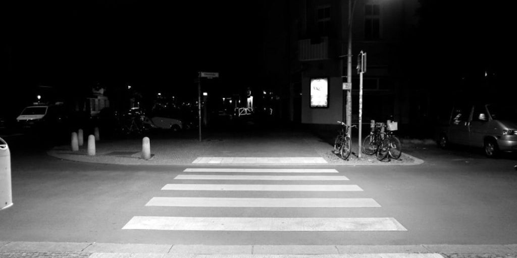 Incidente Stradale a Makhachkala: Una Bambina di 11 Anni Investita da un'Automobile