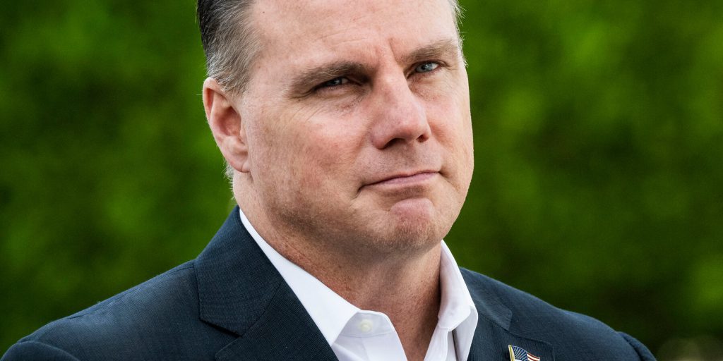 Scelta Critica dell'Amministrazione Trump: un Critico delle Elezioni a Monitorare il Voto in California