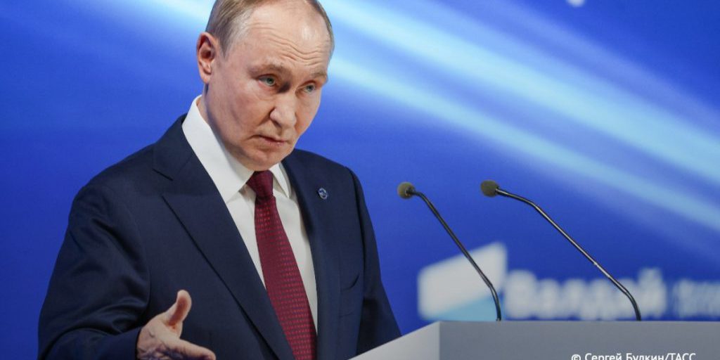 Putin reiterates that Tomahawk missiles in Ukraine would ruin Russia-US relations