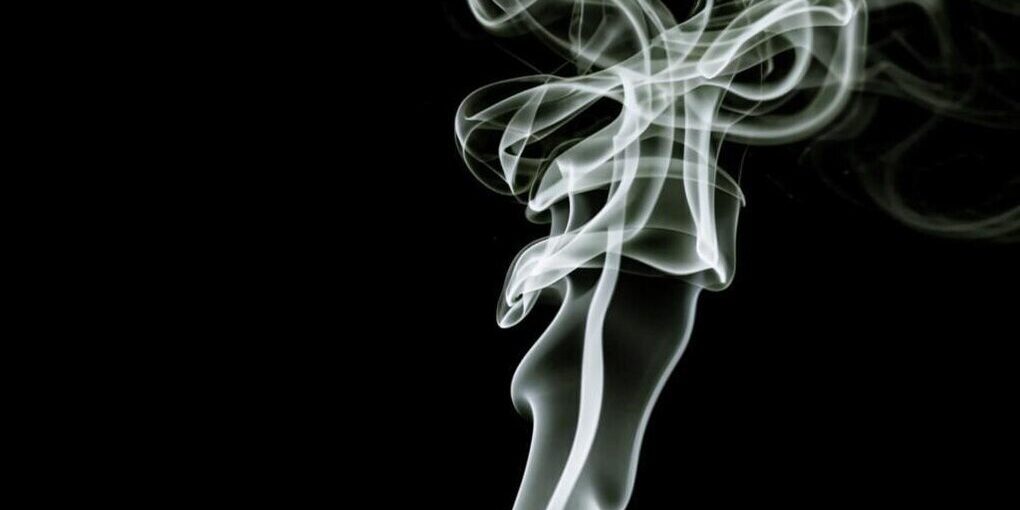 Daghestan verso il divieto di vendita di sigarette elettroniche: le conseguenze per la salute e l'economia