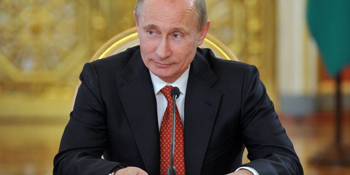 "Putin premia Larisa Dolina, Grigory Leps e Yuri Entin: onorificenze per i giganti della musica russa"