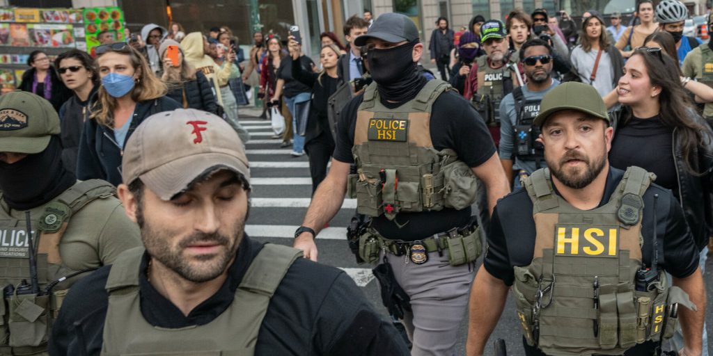 Nuova politica di conservazione dei record negli Stati Uniti: screenshot al posto di software automatici, un passo indietro per la trasparenza governativa?