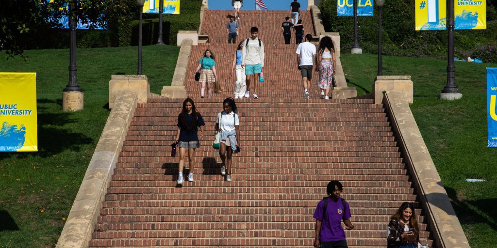 La libertà di espressione in pericolo all'Università della California: l'impatto della pressione dell'amministrazione Trump sulla ricerca e l'insegnamento