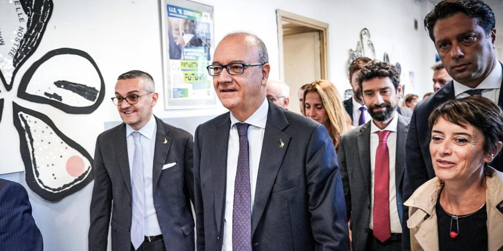 Le scuole di Torino respingono la proposta di Valditara sui metal detector, puntando sull'educazione affettiva