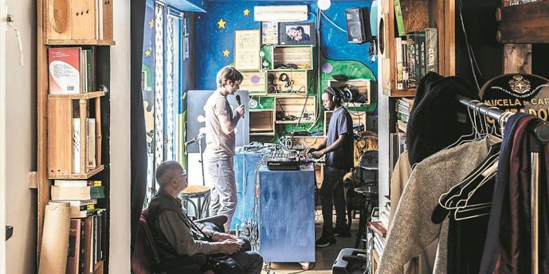 Chiavarino propone di fermare i supermercati e recuperare 4.000 posti auto a Torino