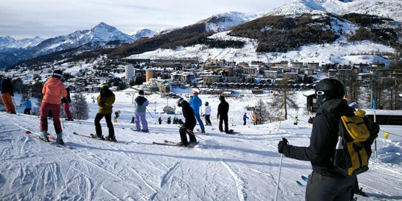 26.000 sciatori sul Vialattea: difficoltà a trovare alloggi liberi durante il ponte dell'Immacolata