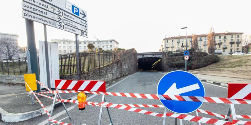 Notizie locali: chiusura sottopasso Spezia, lacune nel semestre di medicina, aggressioni in Italia, igiene a Via Cernaia