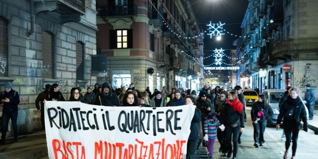 Corteo di strada per il centro sociale Askatasuna torna in piazza stasera