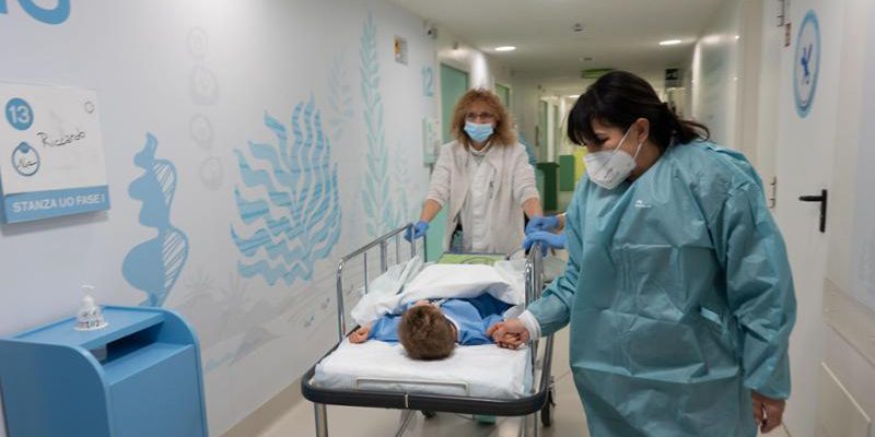 Aumento dei disturbi alimentari, ansia e autolesionismo tra i giovani: mancano i posti ospedalieri