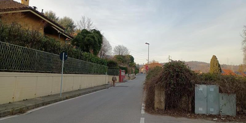 Ragazzo in Pino Torinese avverte i ladri e chiama il 112, i banditi vengono fermati