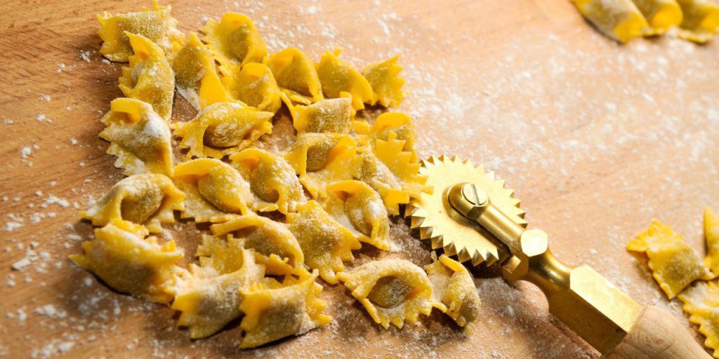 Libro di 120 pagine sui detti piemontesi in edicola con La Stampa