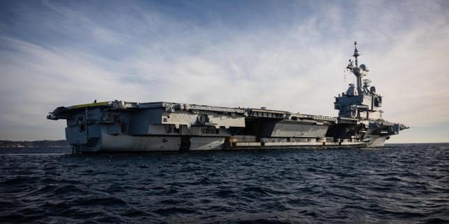 Francia annuncia la costruzione di una nuova portaerei, sostituto del Charles de Gaulle, prevista per il 2038