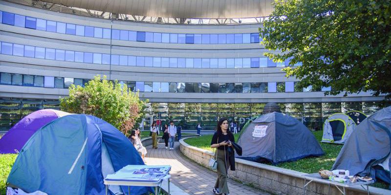 Regione accusata di escludere 4.000 giovani dalle borse di studio per tre anni