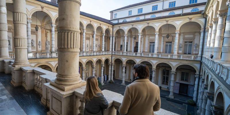 Università di Torino prevede deficit di 164 milioni di euro: appello al governo per razionalizzare le spese
