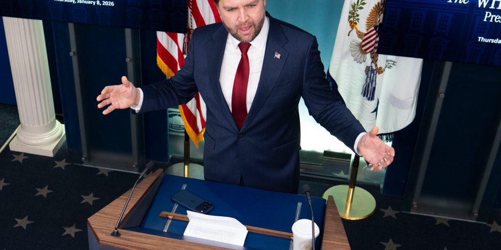 Vance propone nuovo incarico di frode del DOJ da gestire dalla Casa Bianca