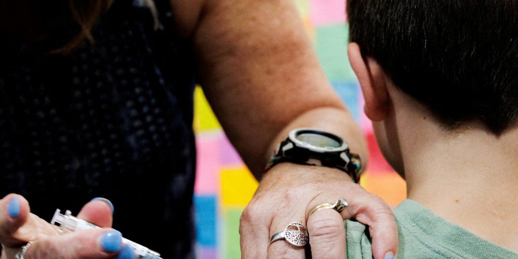 Trump approva le raccomandazioni di Kennedy sul nuovo calendario vaccinale infantile