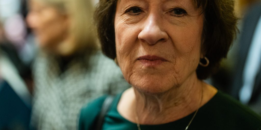 Trump invita gli elettori a rimuovere i senatori repubblicani, inclusa Susan Collins