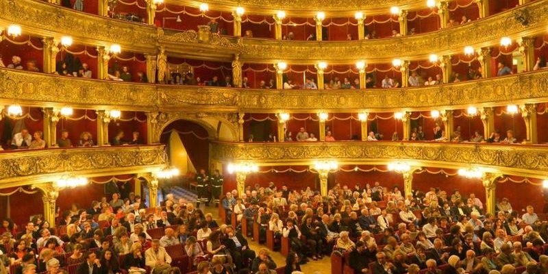 Teatro Stabile: 866 spettacoli e la nuova collaborazione con il Maneggio Alfieriano