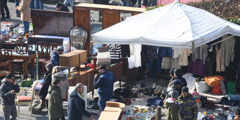 Regione e Comune di Torino in disaccordo sul mercato del barattolo: la città richiede riapertura del bando con condizioni