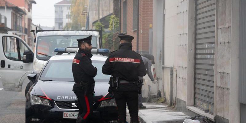 Un anno fa a Collegno: l'indagine sulla caccia a un uomo incappucciato e il ruolo dell'imprenditore Veronese