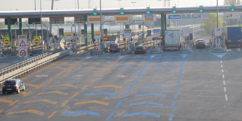 Sindaci e cittadini uniti contro il nuovo pedaggio sulla Torino-Pinerolo: una tassa ingiusta per l'economia locale?