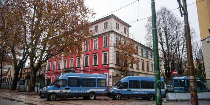 Lettrice: registrare l’inizio dell’incendio a Crans Montana con il telefono avrebbe potuto salvare vite