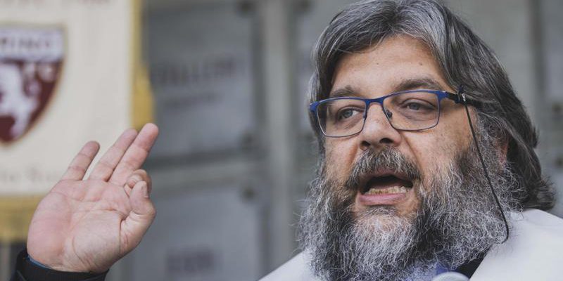 Incidente sull'A6: Don Riccardo Robella ricoverato al Cto