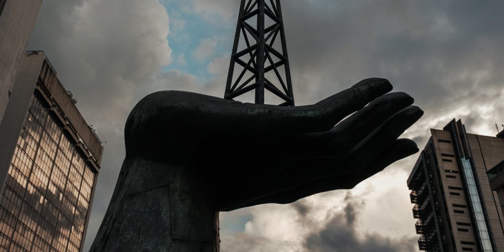 Dirigenti petroliferi occidentali si recano a Casa Bianca per discutere investimenti in Venezuela