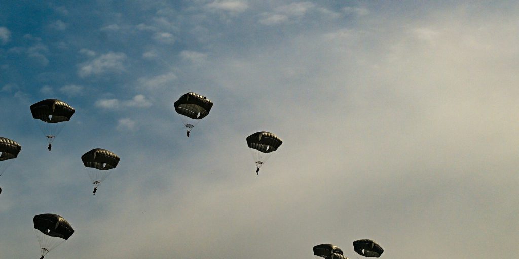 Risoluzione sul potere di guerra: definizione e perché la dichiarazione di Trump è fuorviante