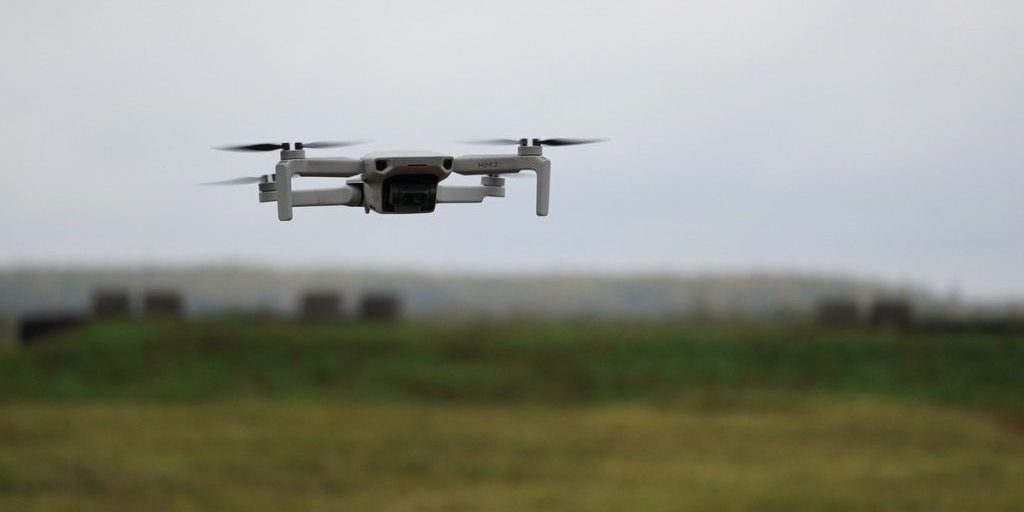Difesa aerea russa abbatte un drone nella regione di Tula: sicurezza nazionale e possibili conseguenze
