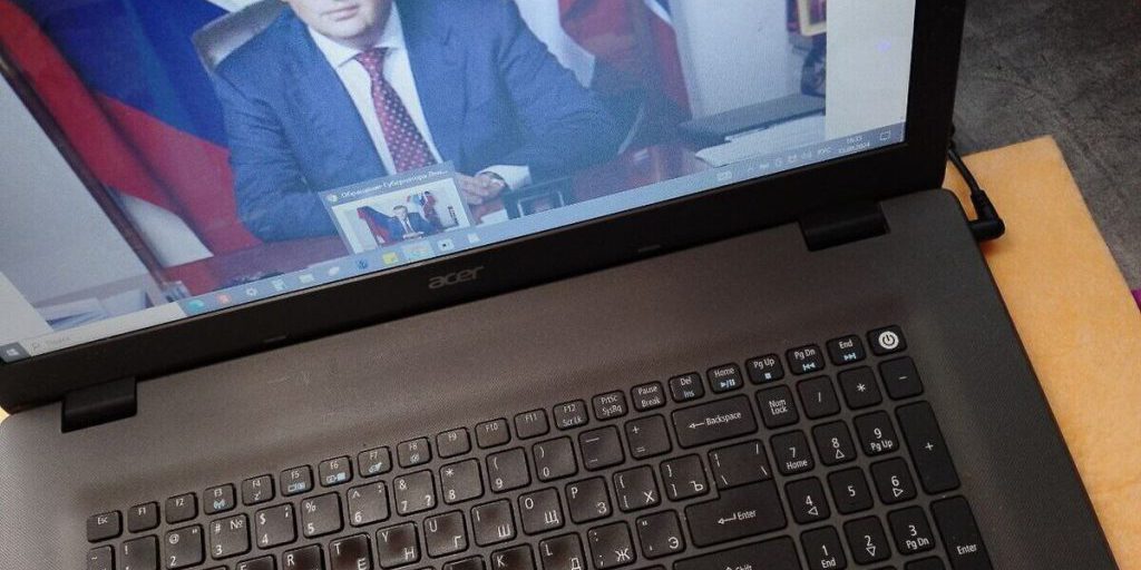 Губернатор Дрозденко будет отвечать на вопросы ленинградцев 6 октября